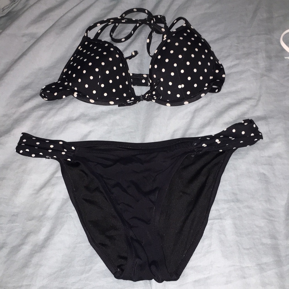 Victoria’s Secret Bikini